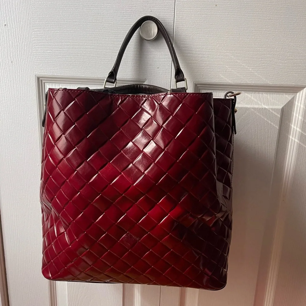 Dooney and bourke satchel - Picture 2 of 11